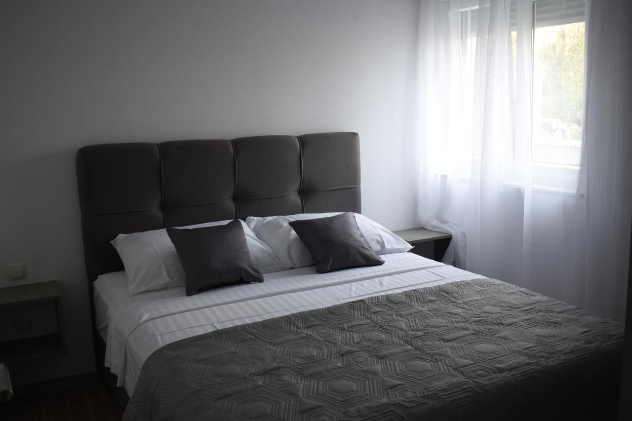 Apartments Rena Šibenik Екстериор снимка